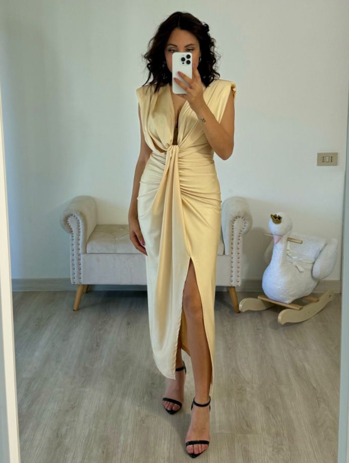 Estefy Nude
