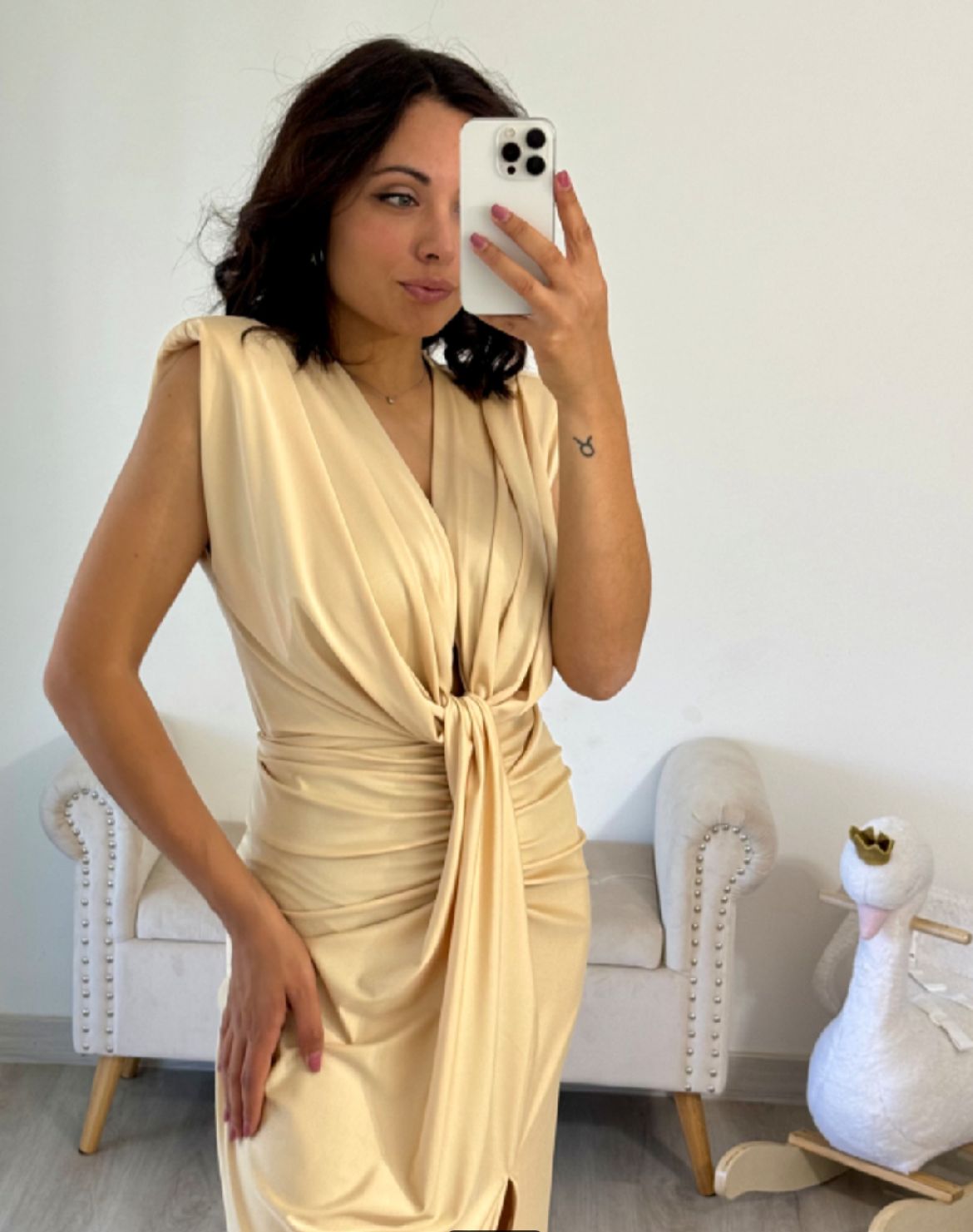 Estefy Nude